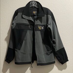 Mountain Hardwear Men's Black and Gray Jacket
